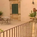 Zottopera - Dimora Di Sicilia קיארמונטה גולפי