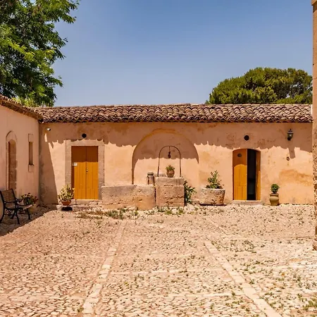Alloggio per agriturismo Villa Zottopera - Country Resort Chiaramonte Gulfi