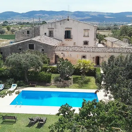 Alloggio per agriturismo Villa Zottopera - Country Resort Chiaramonte Gulfi
